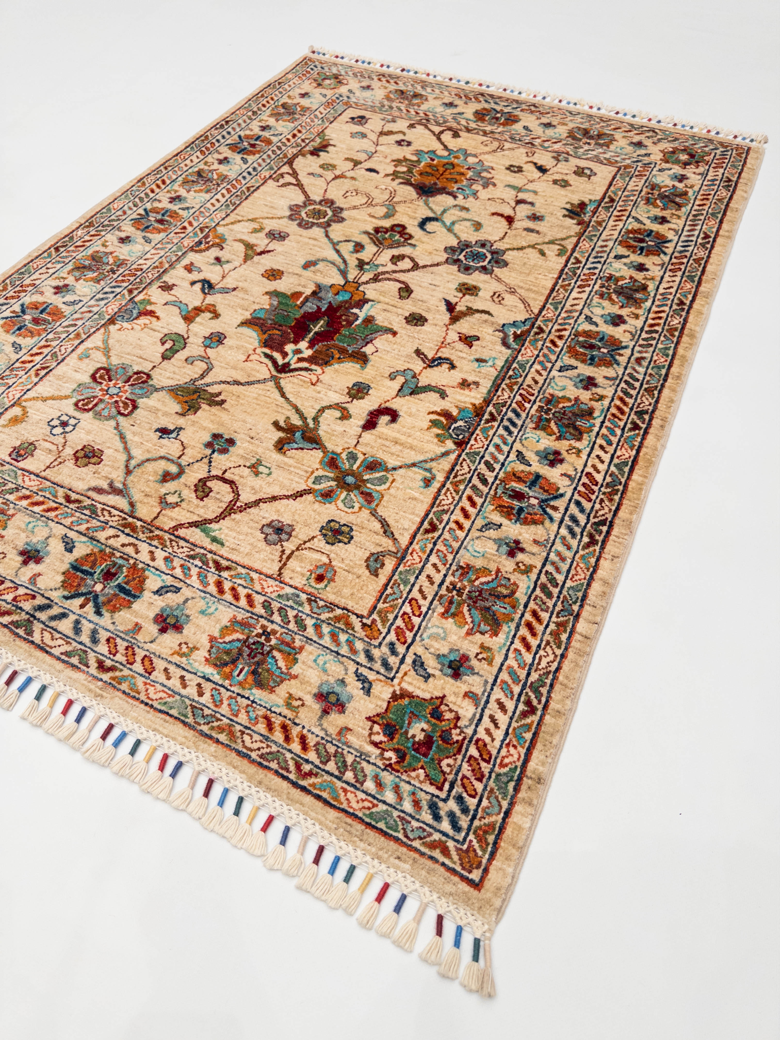 Öğretmenler Halı El Dokuma Sultani Halı 106X150 - 118501400057