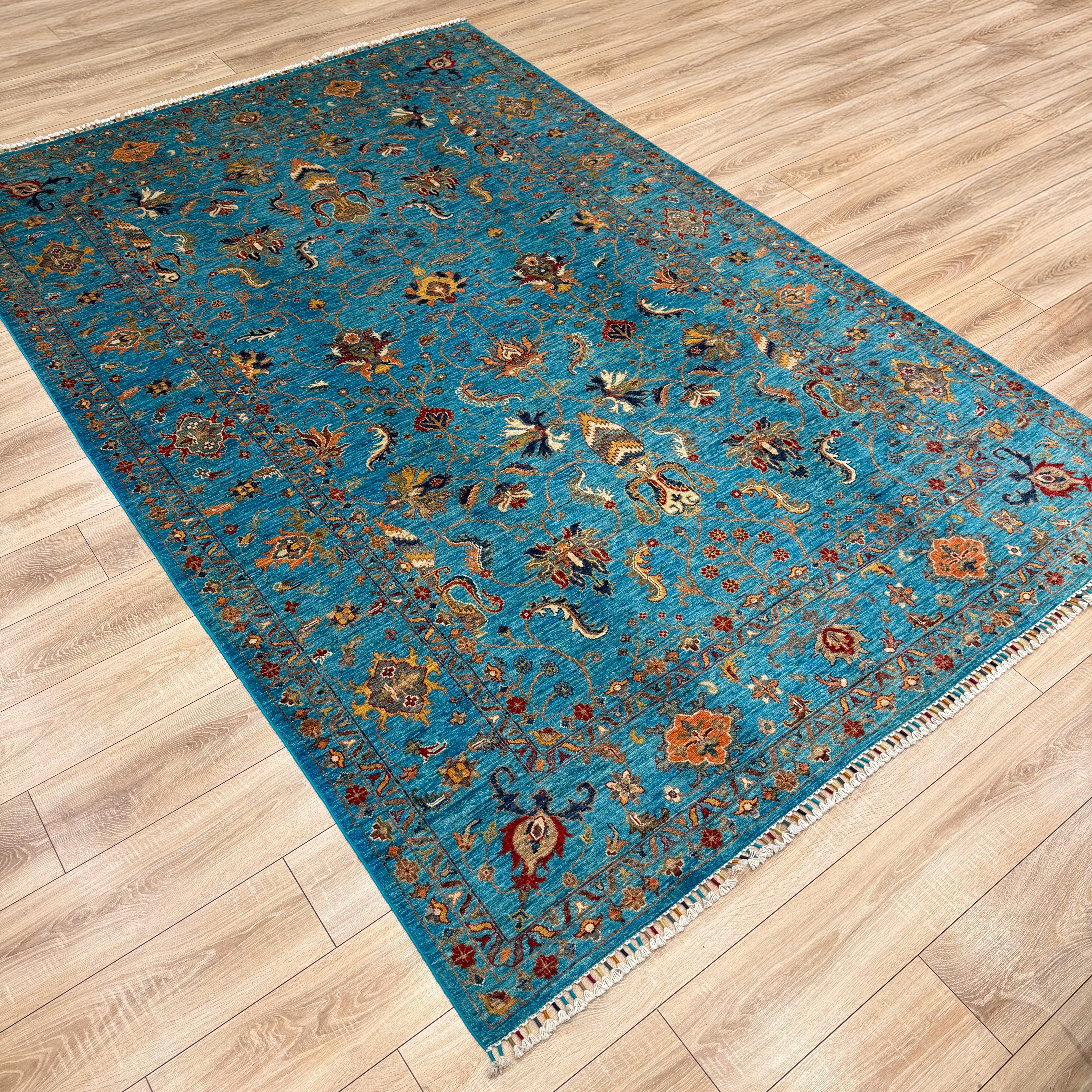 Öğretmenler Halı El Dokuma Mavi Sultani