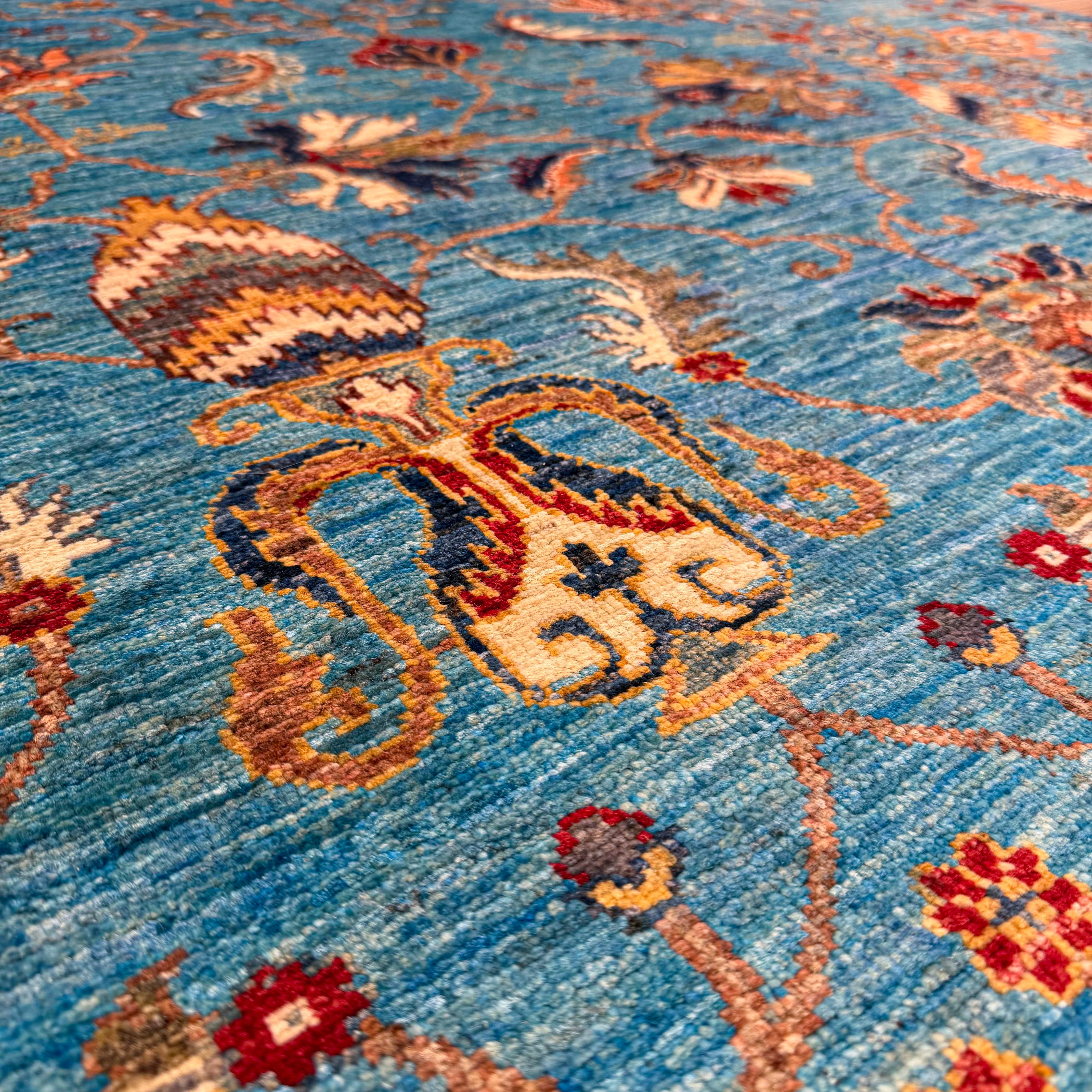 Öğretmenler Halı El Dokuma Mavi Sultani