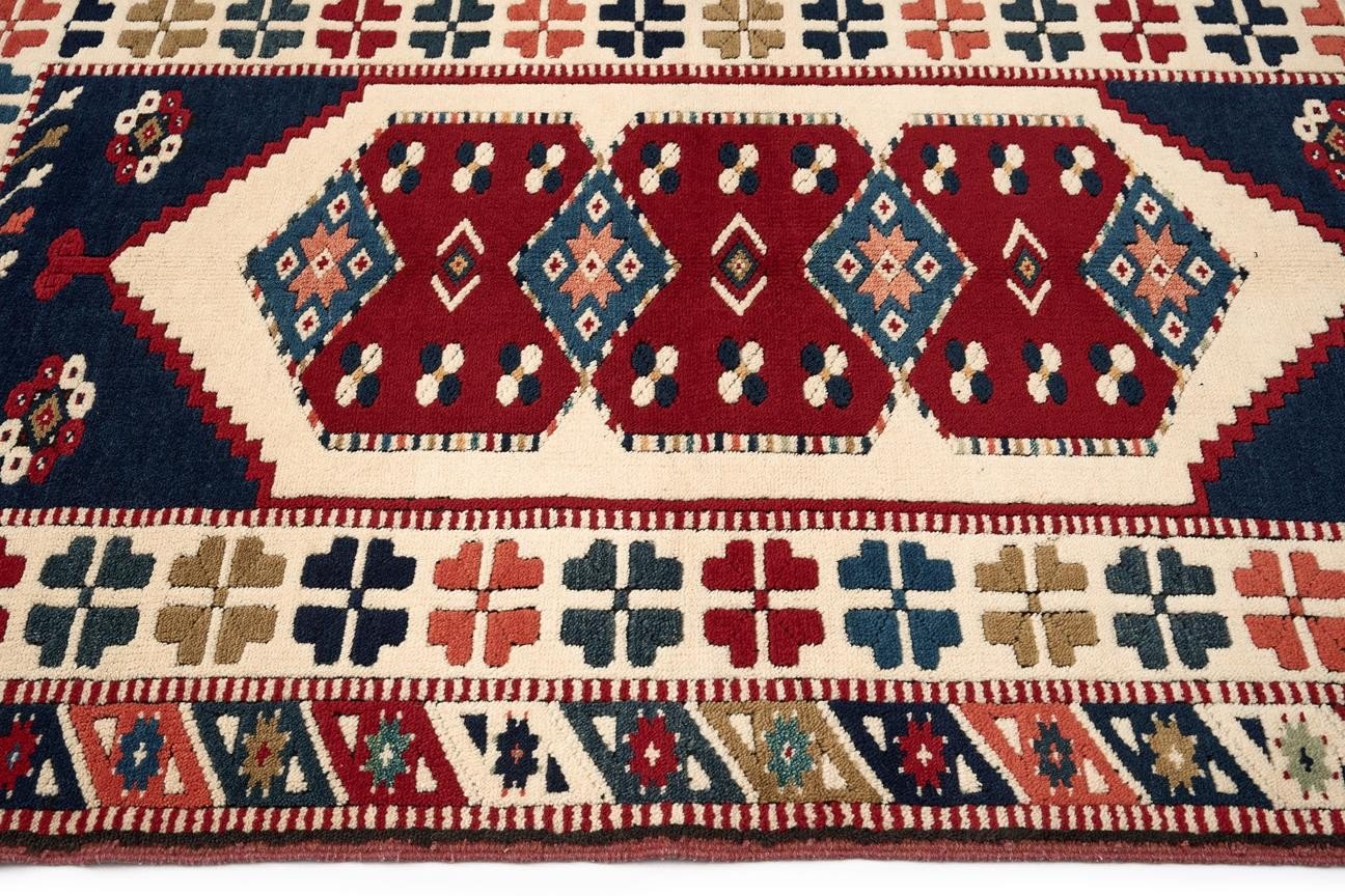 Öğretmenler Halı El Dokuma Yuntdağ  ÖASY740