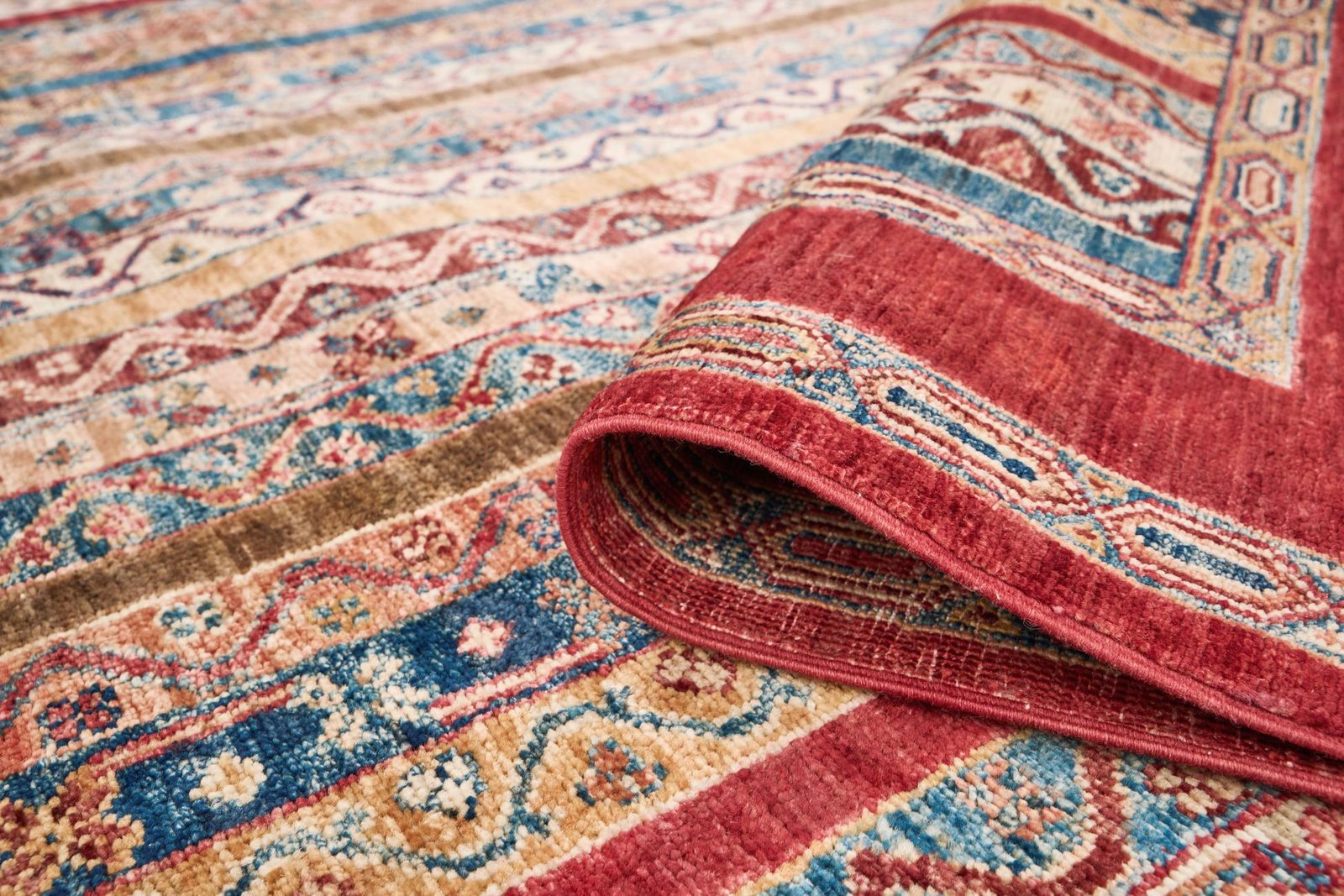 El Dokuma Bahtiyari Kırmızı Yün ÖÇİB1057