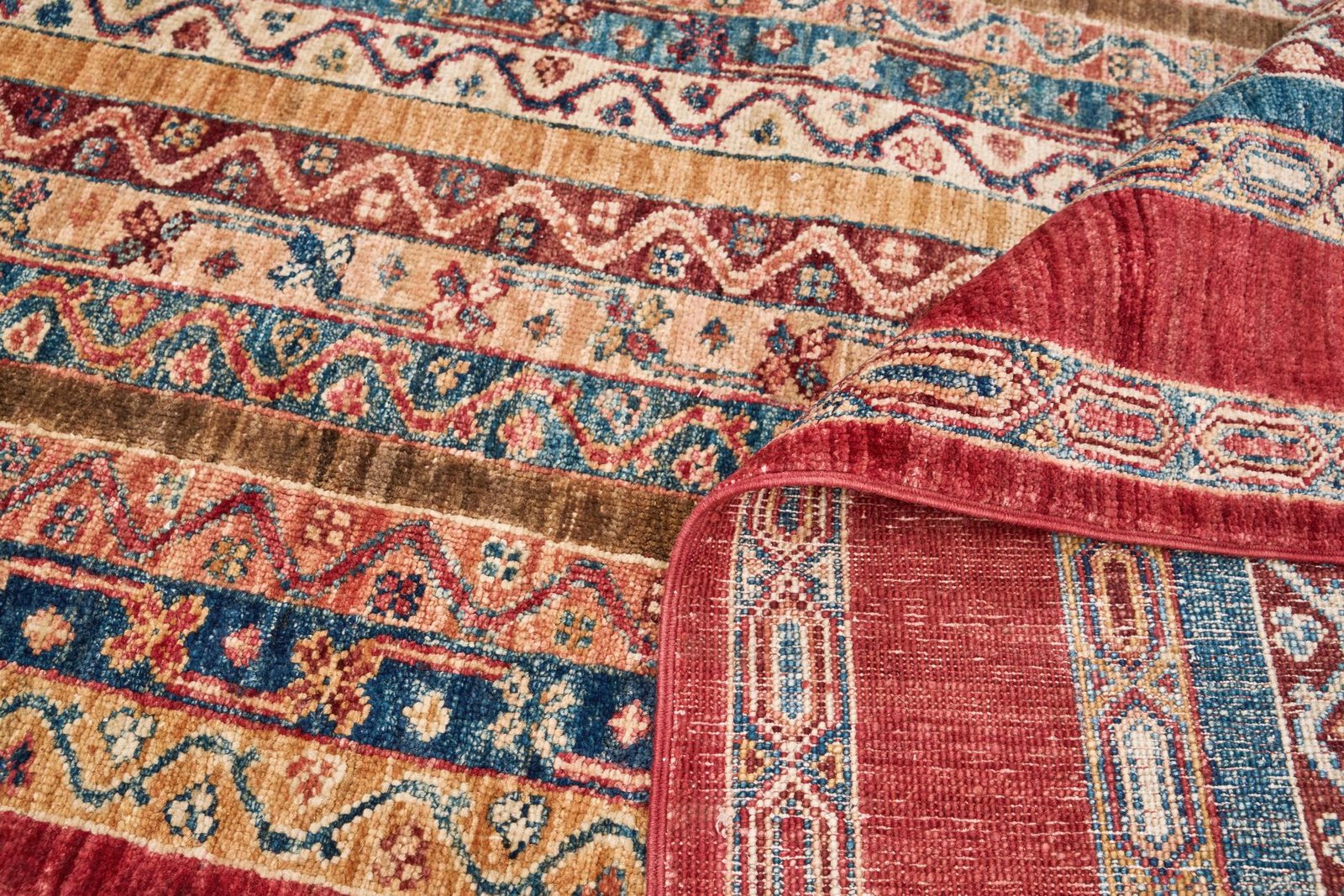 El Dokuma Bahtiyari Kırmızı Yün ÖÇİB1057