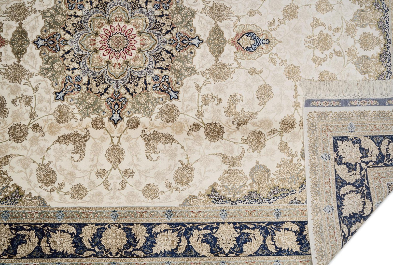 Makine İpek İsfahan Krem Halı ISF04