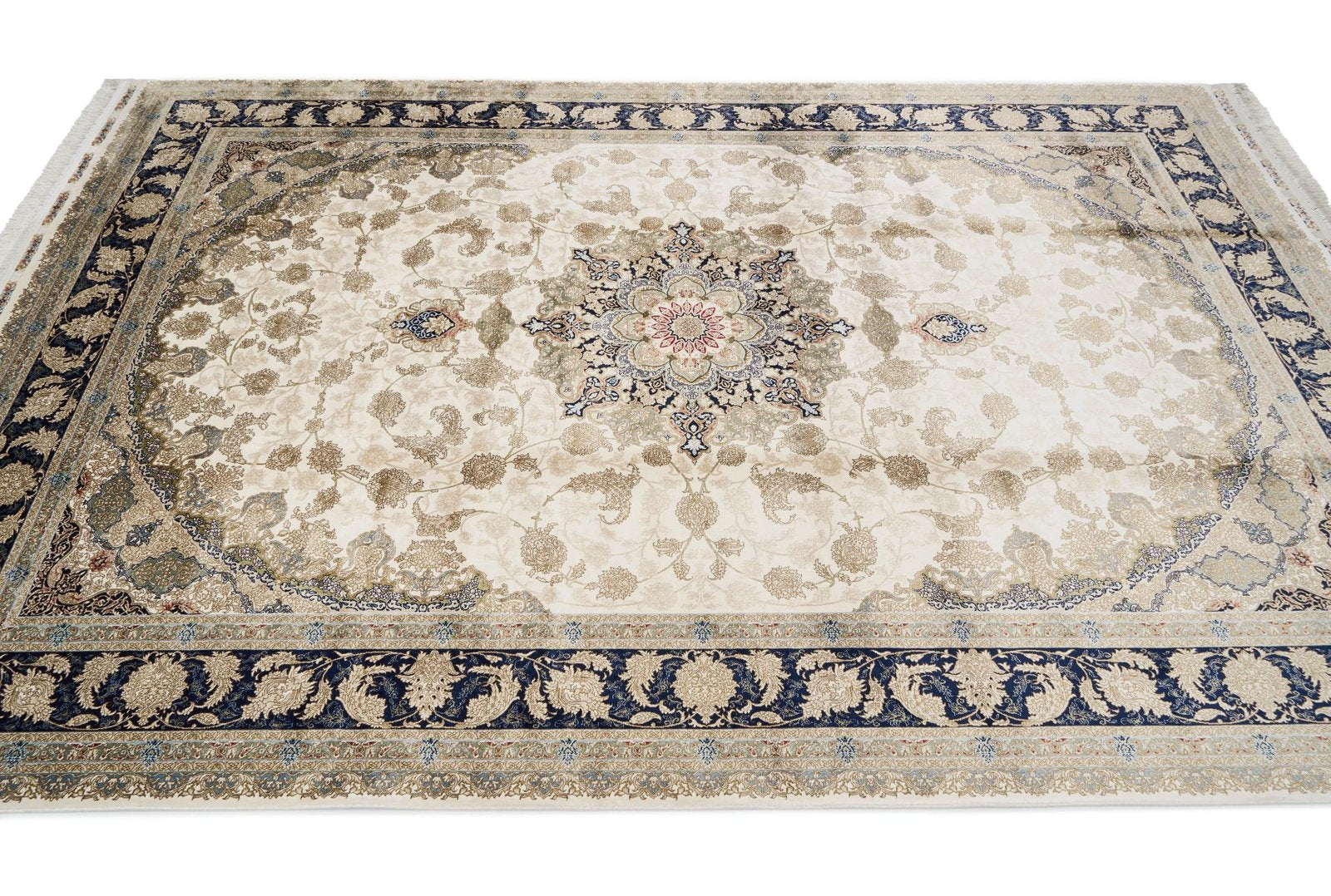 Makine İpek İsfahan Krem Halı ISF04